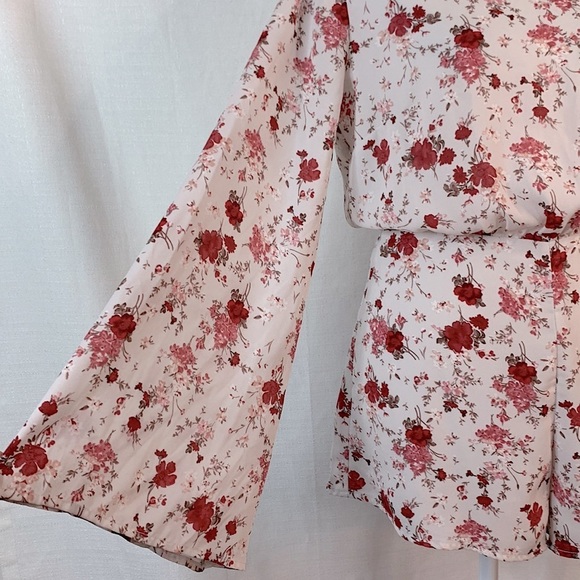 Forever 21 Pink Open Back Floral Romper with Bell Sleeve - Picture 7 of 16